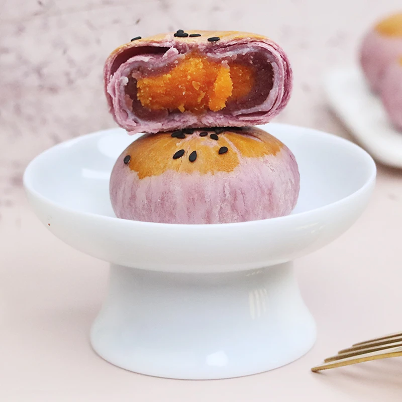 Egg yolk crisp mooncake Delicious snack Chinese pastry bread Breakfast snack 300g dim sum pastry