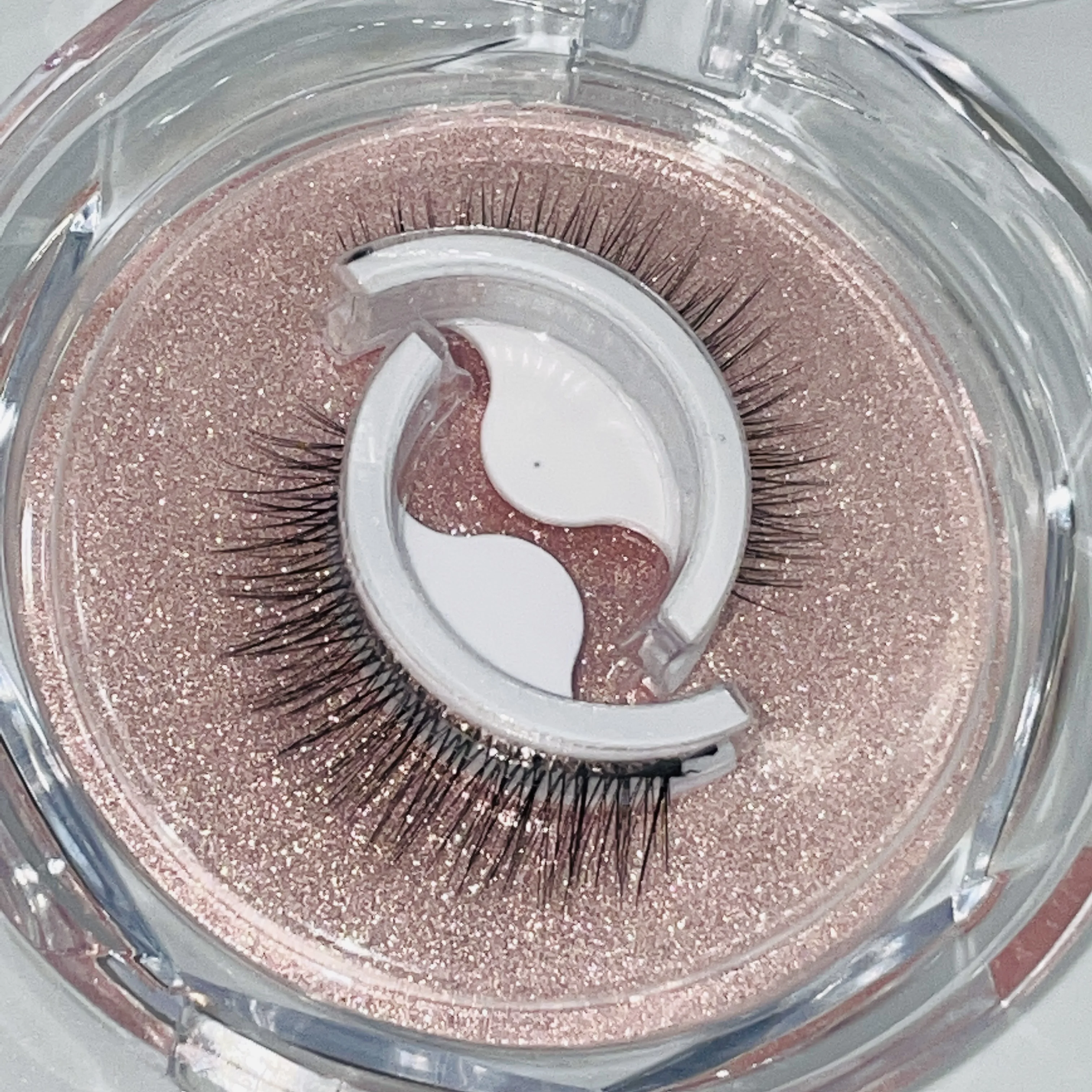 Private label 2021 New No Glue No Eyeliner False Eyelashes 3d self adhesive Eyelashes With Reusable Lashes silk