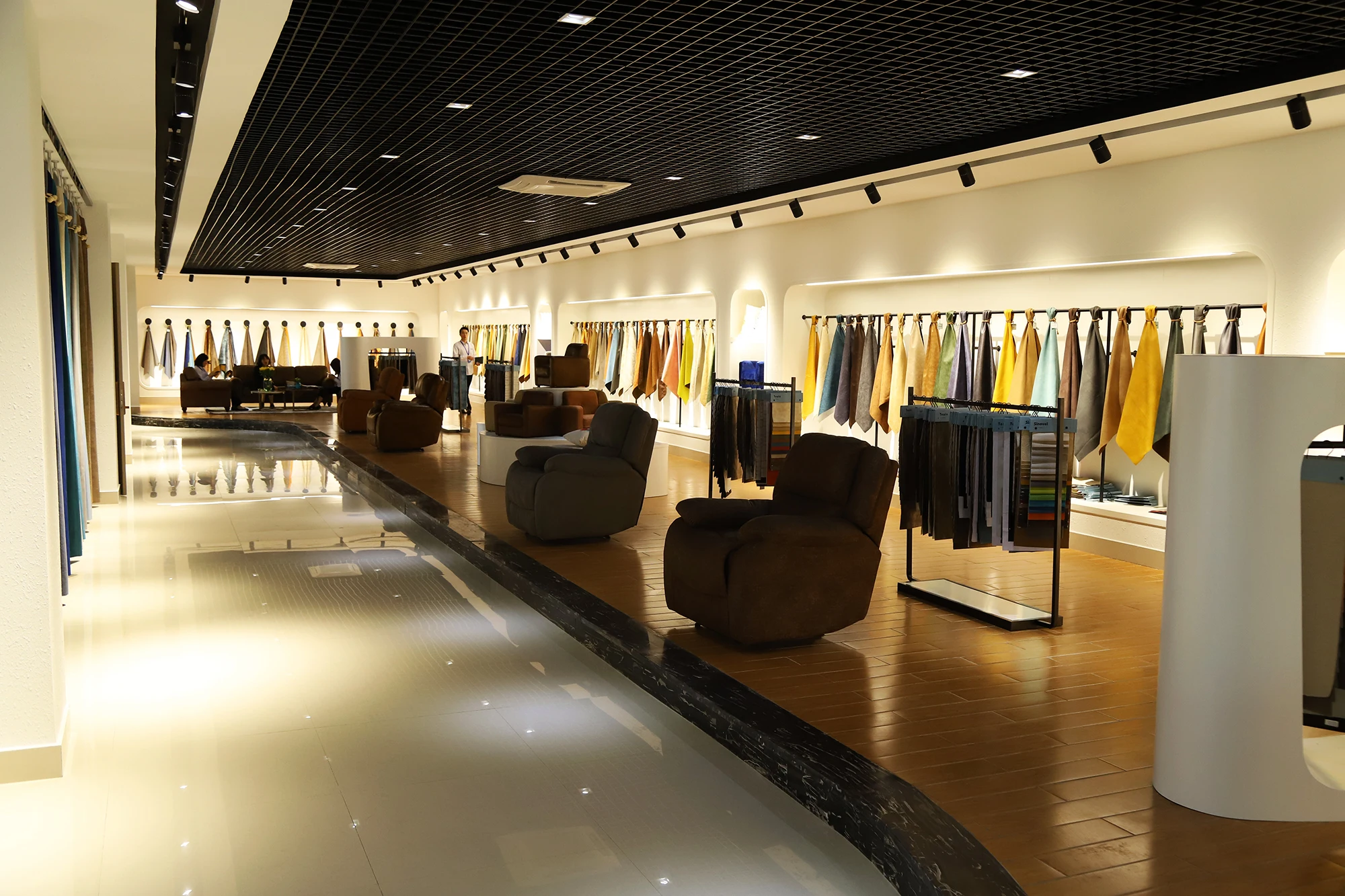 Mulit-colors Марокканская обивочная ткань 100% полиэстер Мебель Автомобильная сиденье