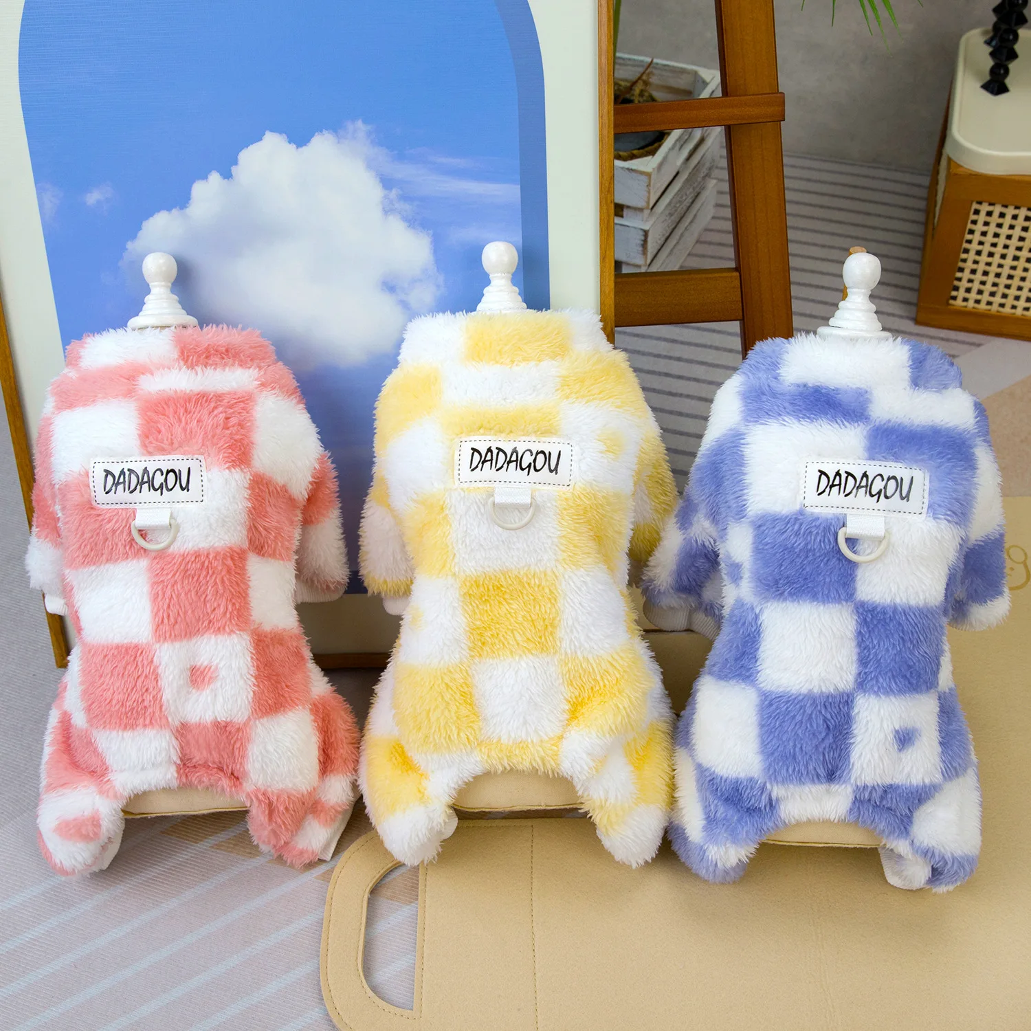 Trending products for 2025 polyester dog clothes fancy fashion pet clothes dogs clothing pet clothes wholesale for small dog