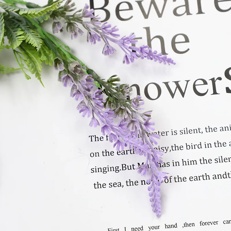 Simple Design Plastic Branches Artificial Purple Lavender Office Desktop Decoration Artificial Flowers