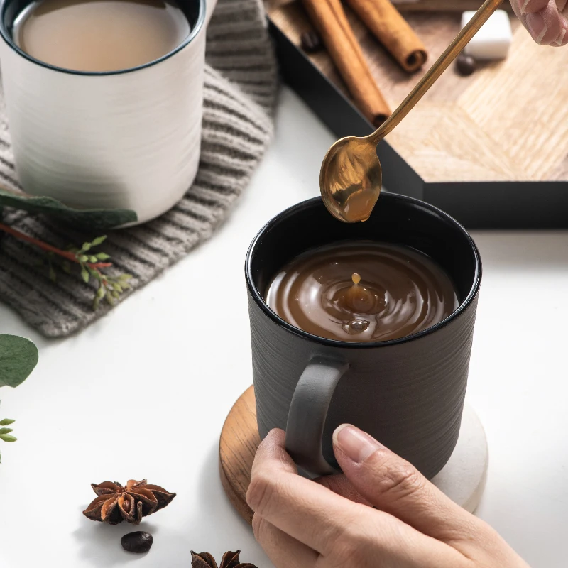 Elegant Unique Japanese-Simple Style Round Solid Color Stoneware Coffee Cups With Handle  Ceramic Mugs Wholesale