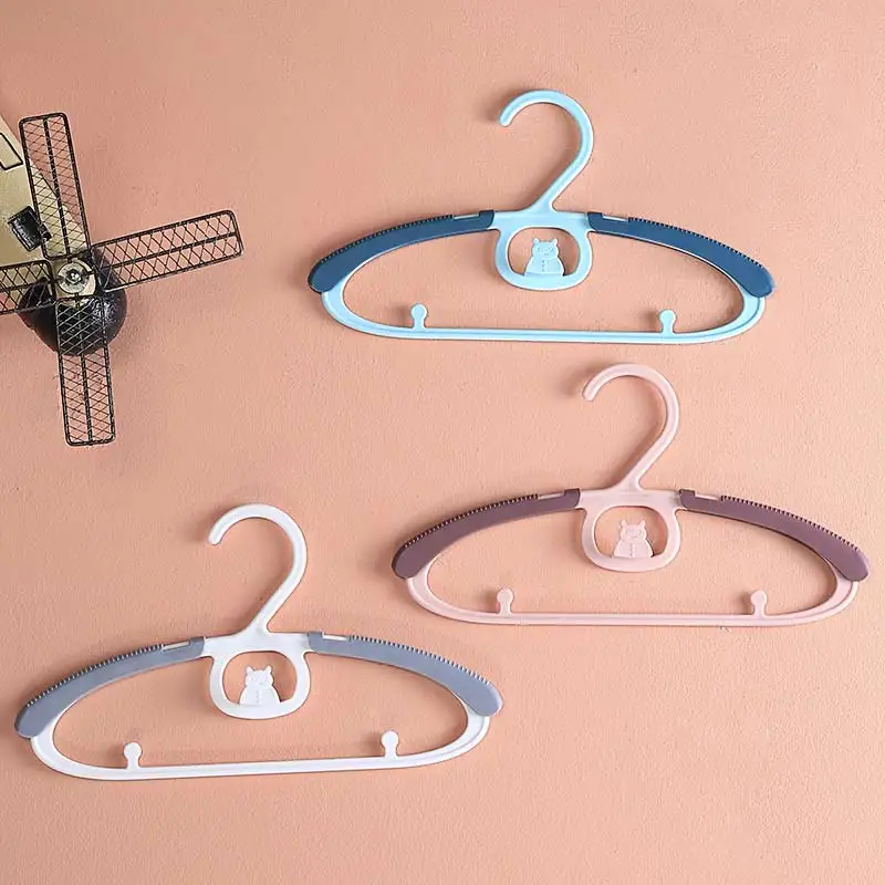 Модные дизайнерские пластиковые вешалки insha для детской одежды