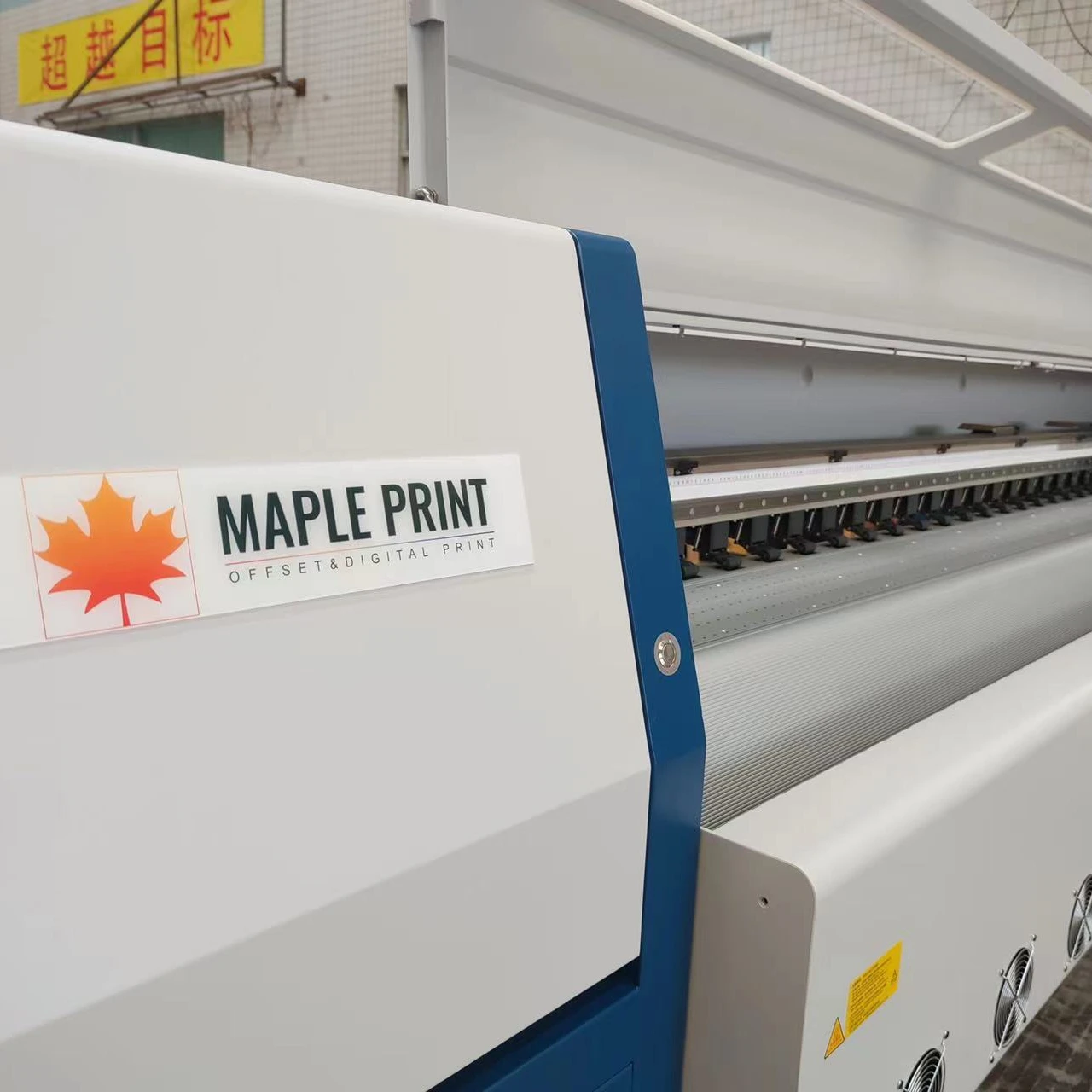 Solvent Printer with Seiko 508GS 12PL 180DPI Industrial Print head for exterior banner printing
