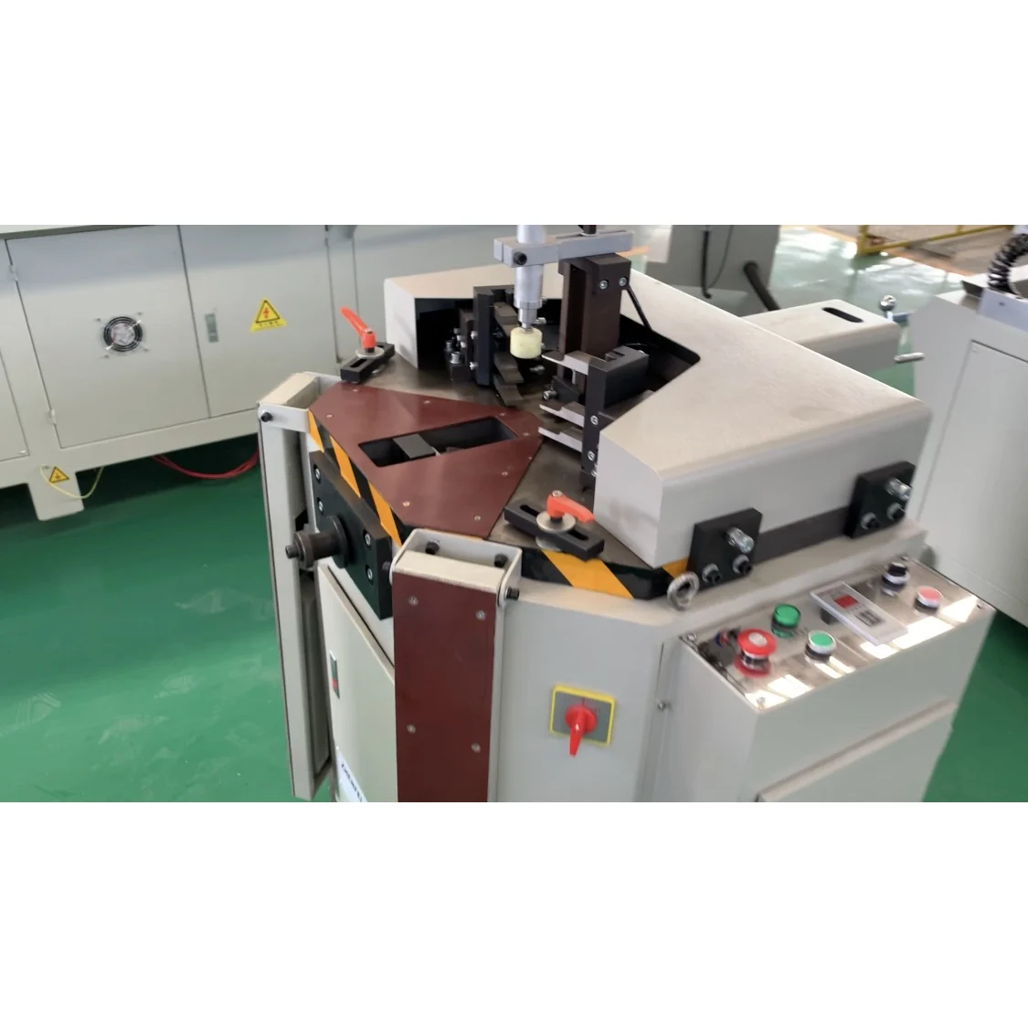 ОБЖИМНАЯ машина для алюминиевых