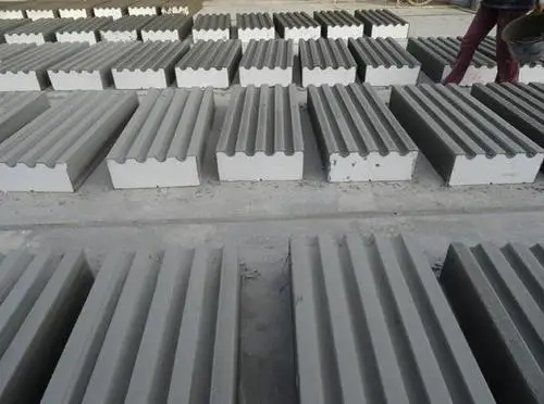 New style manufacturers sell EPS decorative lines directly on exterior walls EPS foam lines foam