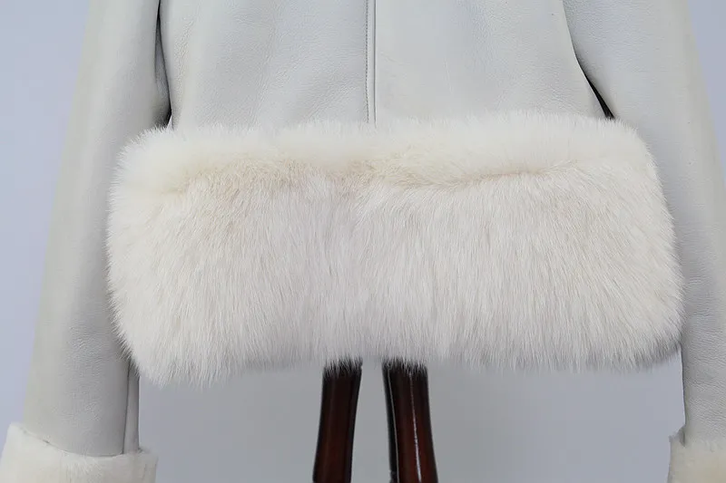 Clearance QIUCHEN  QC8024 Fashion Women Winter Jackets Real Fox Fur Jacket Merino Sheep Fur Coat
