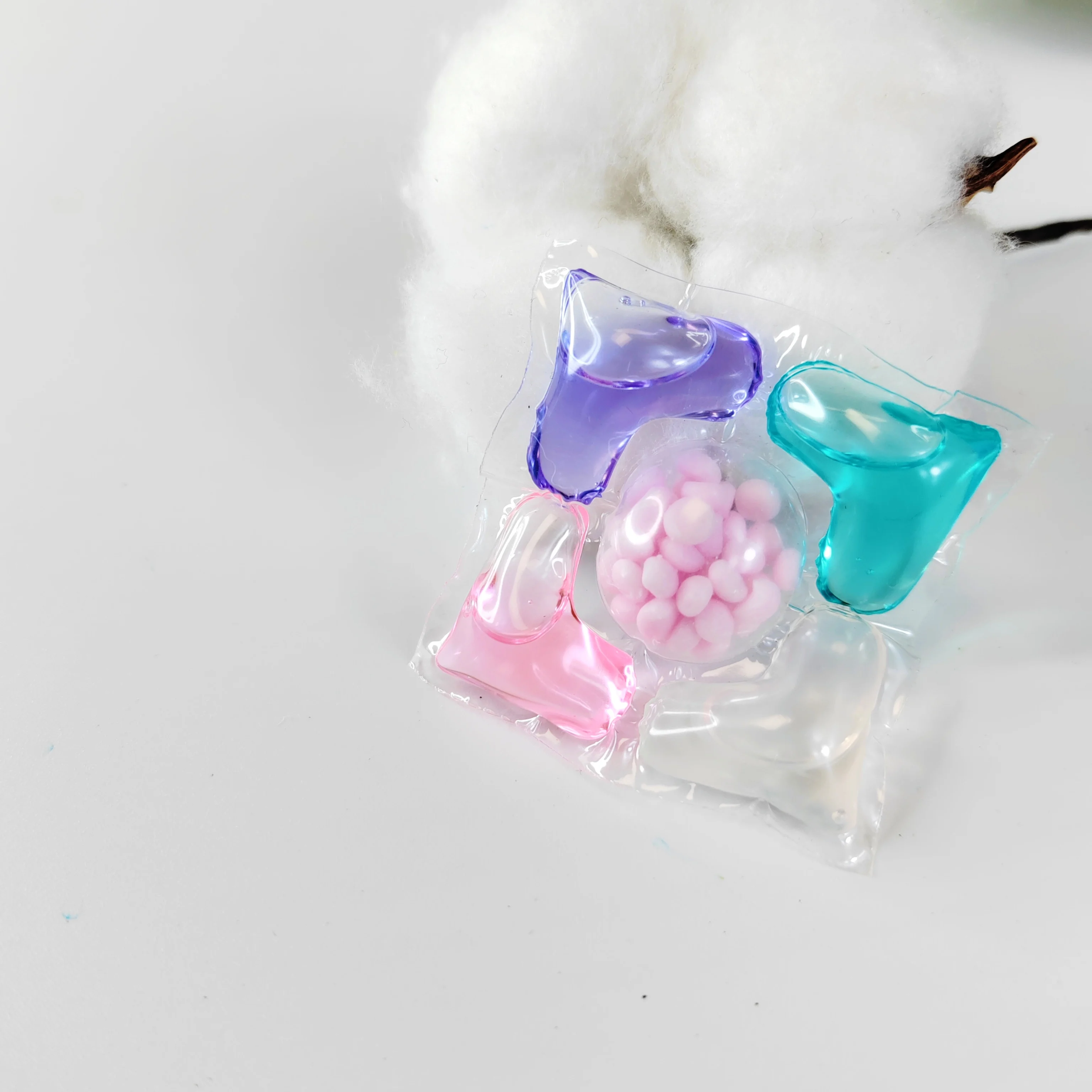 Factory Price Washing Detergent Capsules Shampoo Pods Fragrance Perfume Laundry Detergent Powder Formula