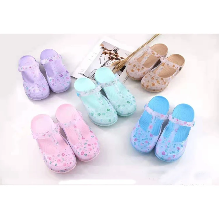 Factory Cheap Comfortable Summer Outdoor Nursing EVA Clogs Medical Shoes