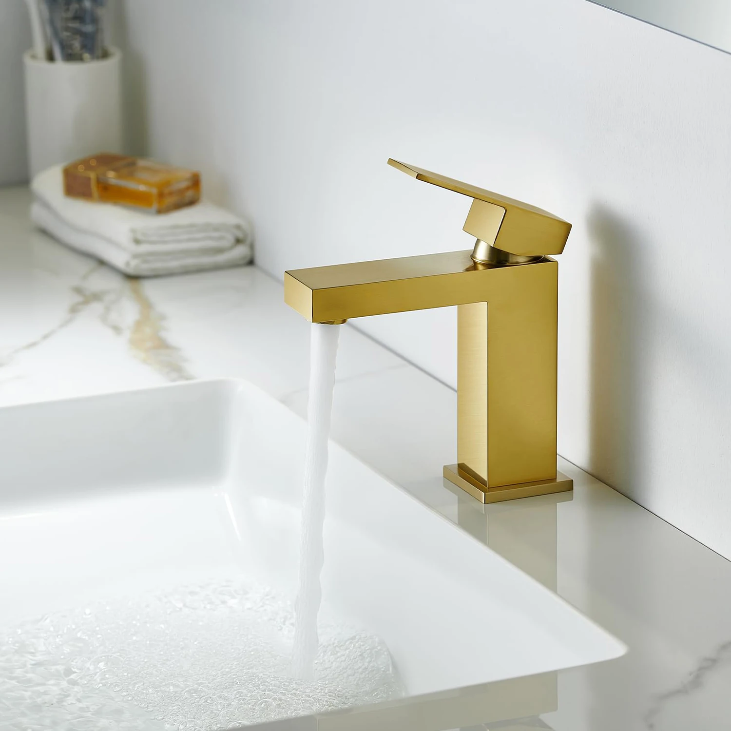 China Sanitary Factory Modern Style Brushed Gold 59% Solid Brass Basin Faucet Deck Mounted Bathroom Faucet