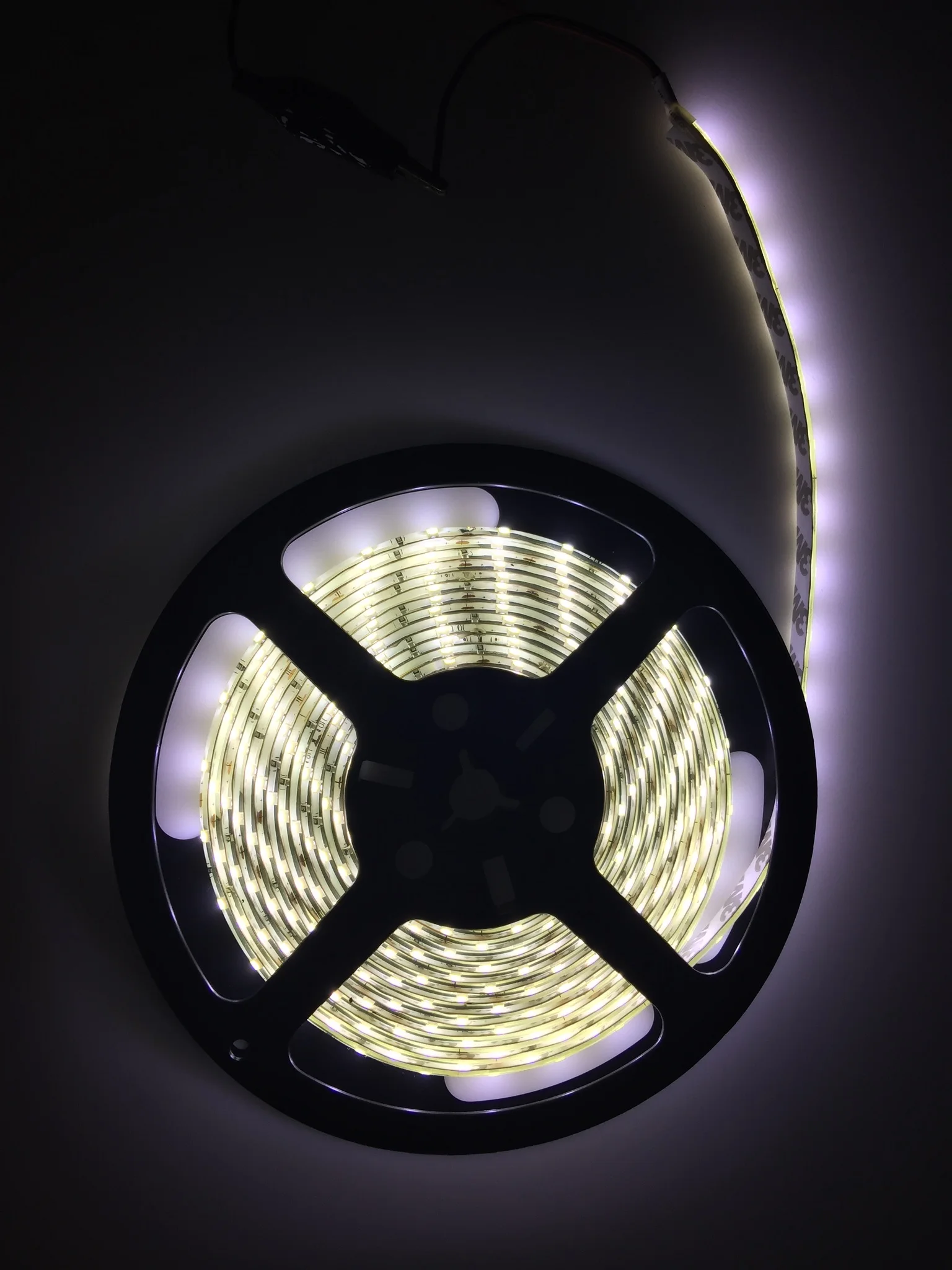 SMD 2835  80 leds/m   4.5V/6V/9v  battery powered  TV   led   strip light