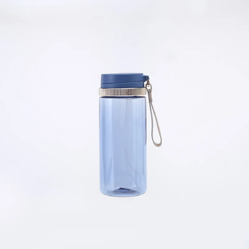 Custom Logo Knob Lid Opening Sports Bottle With Silicone Straw Drinking Water Jug Bottle With Rope