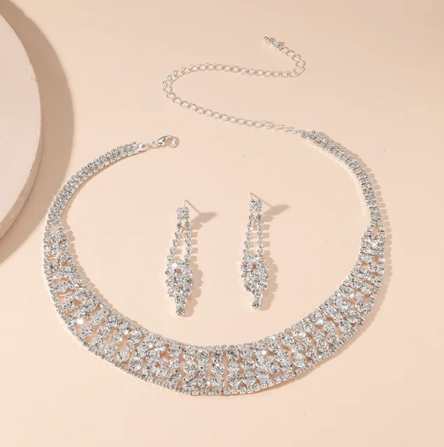 Fashion Claw Chain Water Diamond Necklace Earring Set Cross border Supply Evening Dress Full Diamond Necklace Accessories
