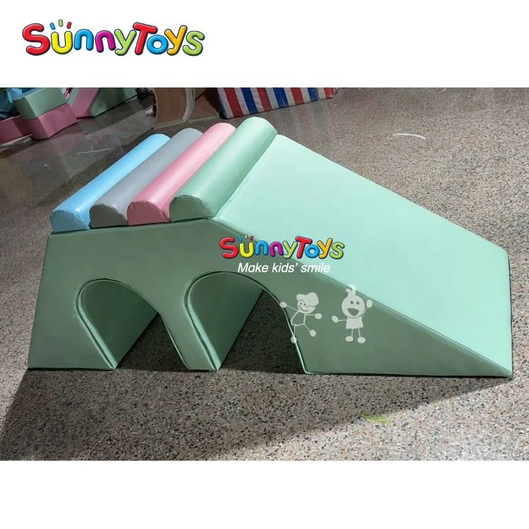 Sunnytoys party entertainment Inflatable Castle