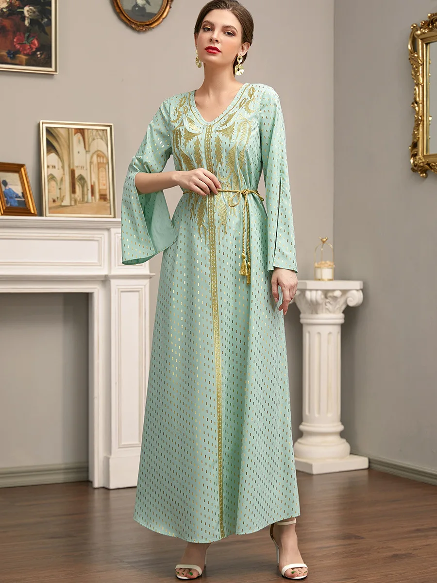 Arabian Girls Elegant Robe Light Green Embroidery Women Casual Dress Bronzing Print Split Sleeve Abaya Women Muslim Dress