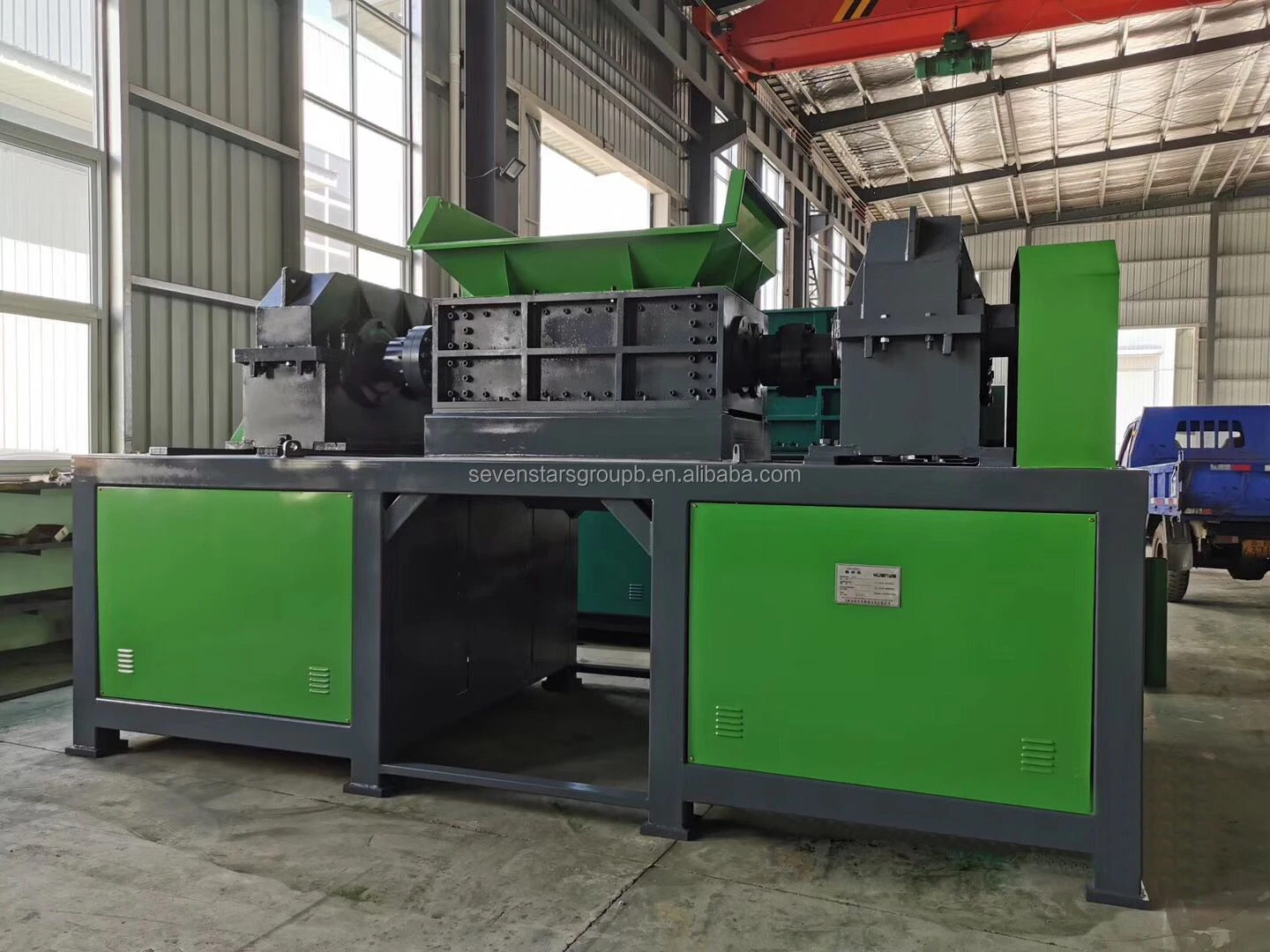 Double Shaft Shredder car tire metal shredder truck tyre recycle