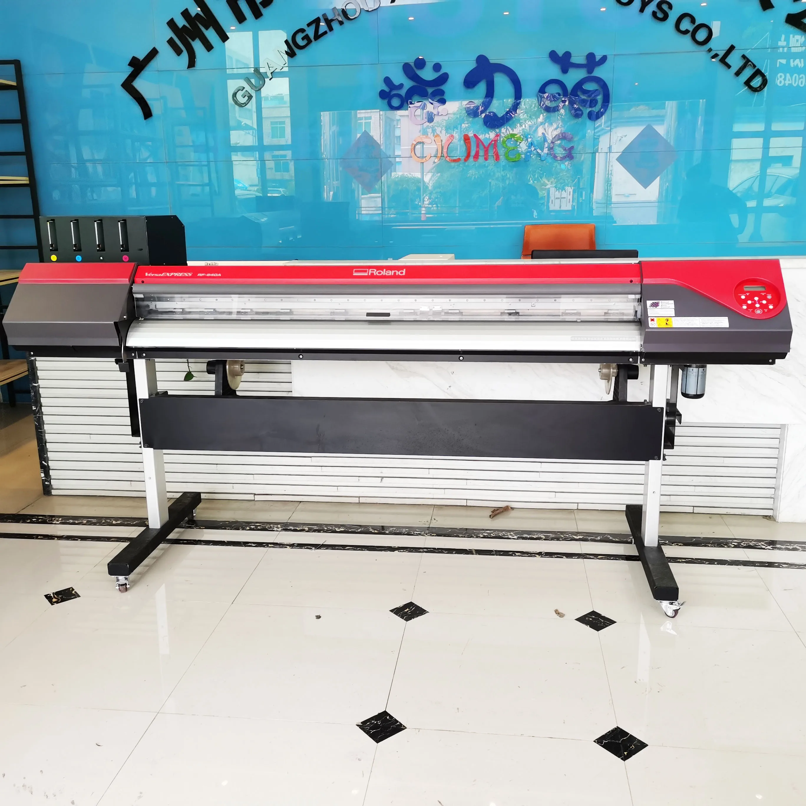 1615 mm Print Dimension Second Hand Roland RF640 Eco Solvent Ink jet Printer For Cloth Printing