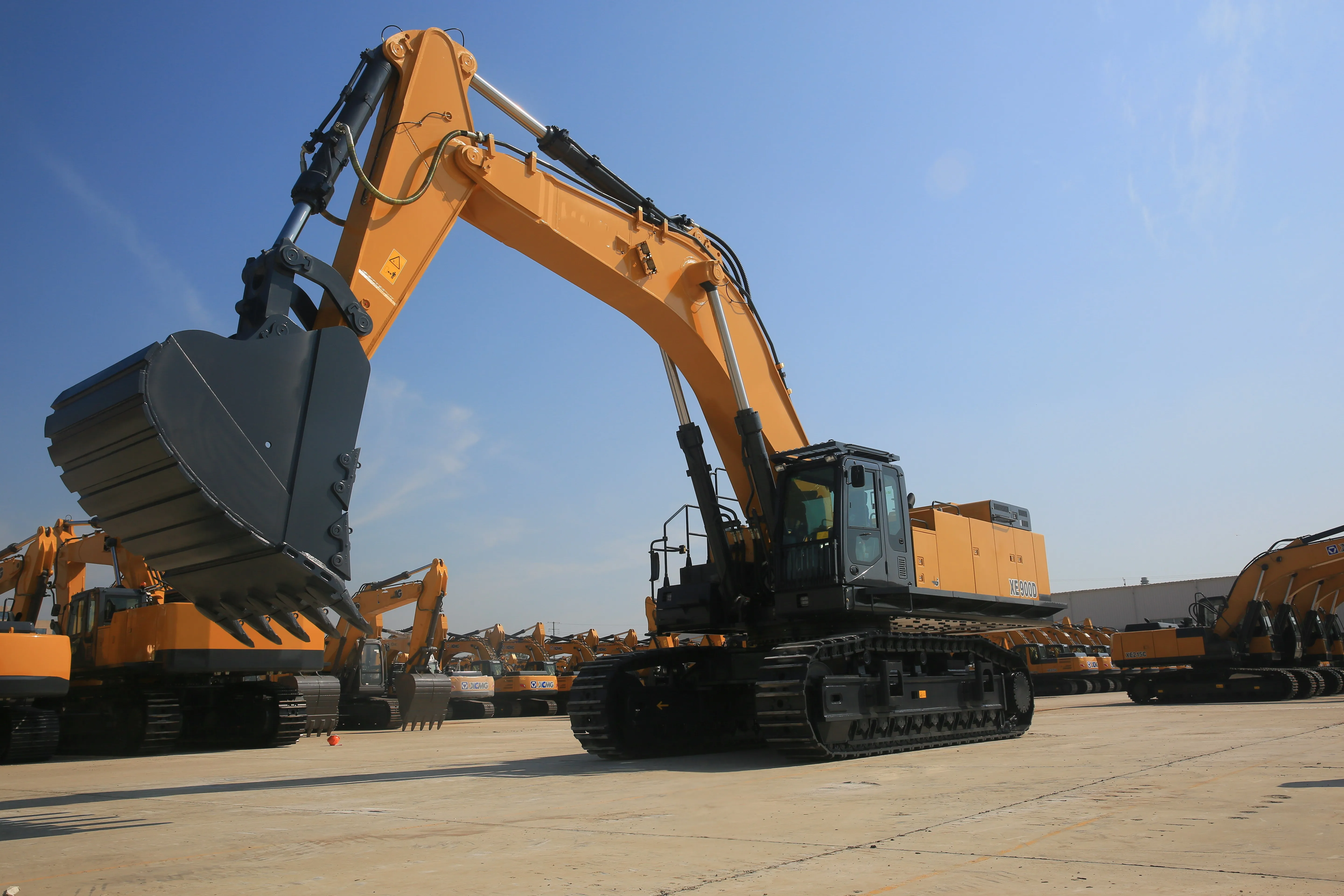 XE900D 90 Ton Large Hydraulic Crawler Mining Excavator for Sale