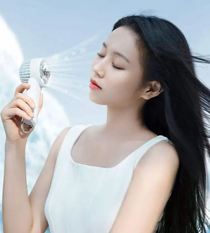 Popular hot wholesale 6W 3 Wind speed Hand-held refrigeration 4000mAh with Atmosphere light cooling portable mini fan cooling