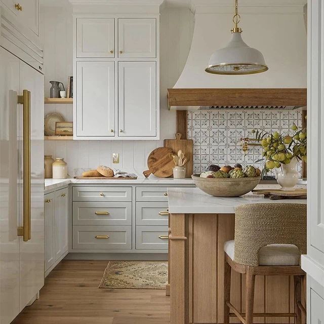 Кухонная мебель популярная итальянская островная умная кухня дизайн деревянный шейкер стиль кухонные шкафы с аксессуарами для домашнего использования