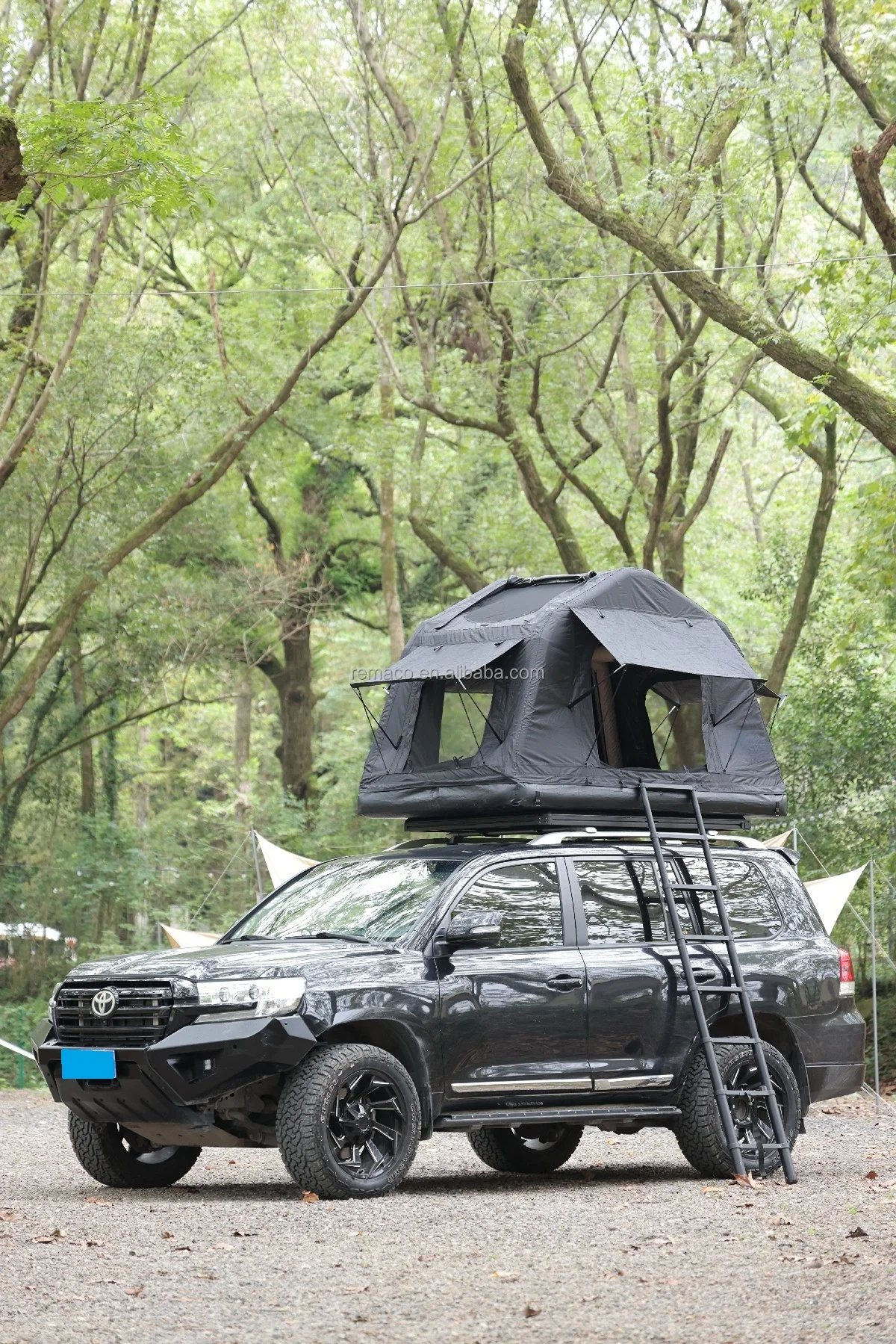 Inflatable Oxford Fabric Car Rooftop Tent with Air Tube Pump Rainproof Travel Mount for Camping Mounted on Rear Trunk