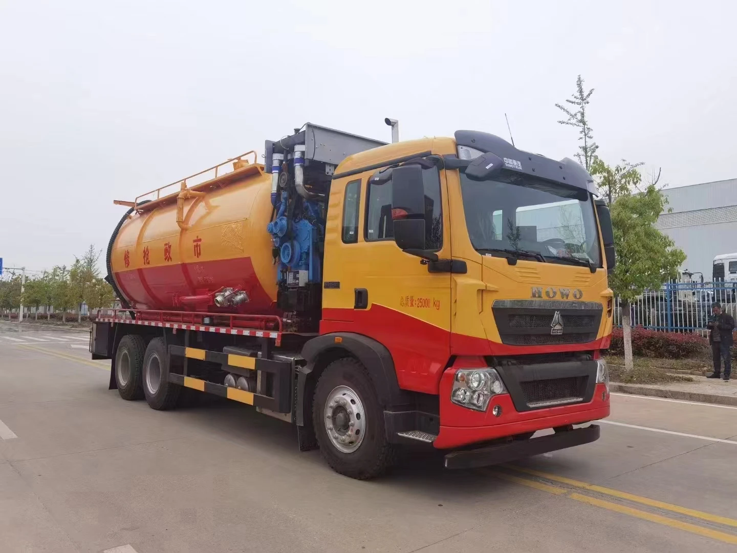 Грузовик-всасыватель емкостью 12 3cbm XCM-G всасывания грузовика XZJ5180GXW