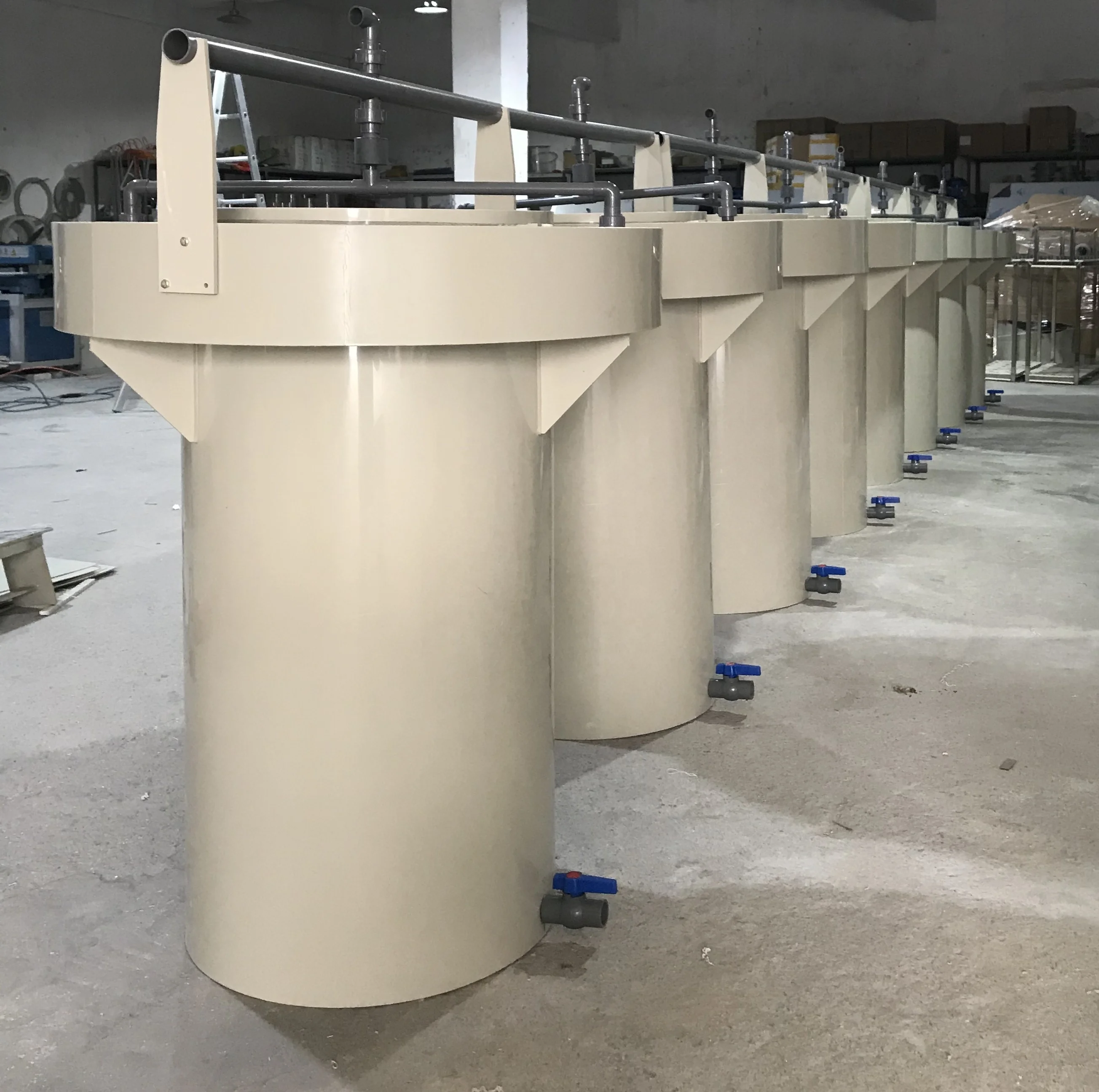 fish egg incubation tank