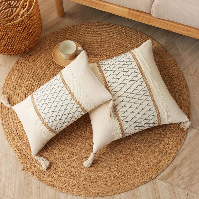 Hot Selling Bohemian Style Farmhouse Decorative Throw Pillow Case Macrame Tassel Square Jacquard Cushion Cover