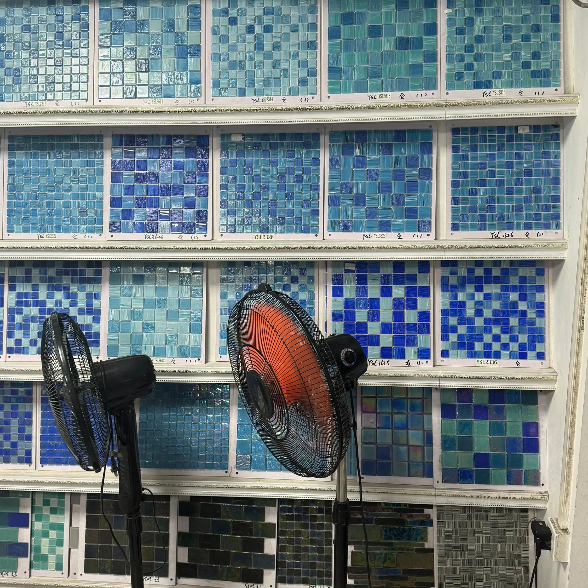 Gaoming Hot swimming pool tiles perfect use glass mosaic pool flooring art tiles price hand-made brick