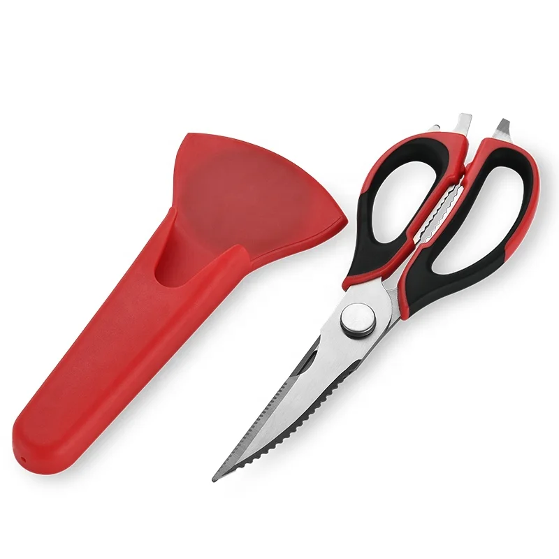 Kitchen scissors with magnet sheath