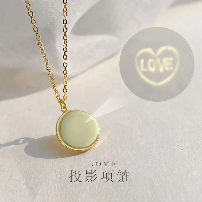Personalized New technology Projection Necklace Heart Shape I love you Photo Pendant Clover Jewelry Memorial Necklace for Women
