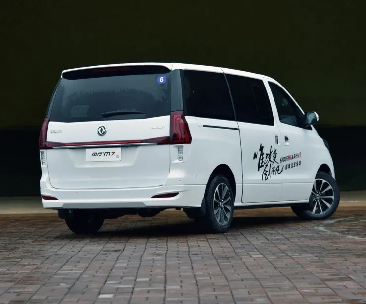 Dongfeng M7 Роскошный мини-фургон MPV автомобильные сиденья высокого качества RWD левое рулевое электрическое бензиновое производство нового китайского