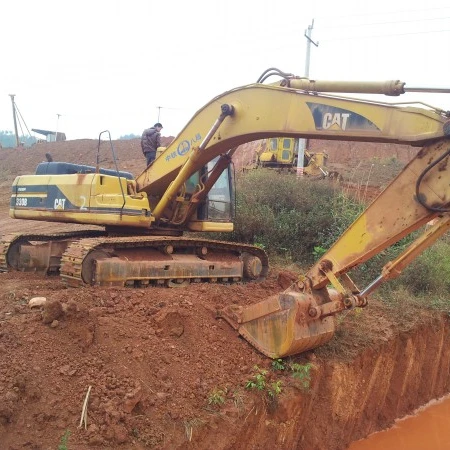 Construction Equipment made in japan used cat 330  30 tons crawler excavator  on sale with with original painting for demolitiom