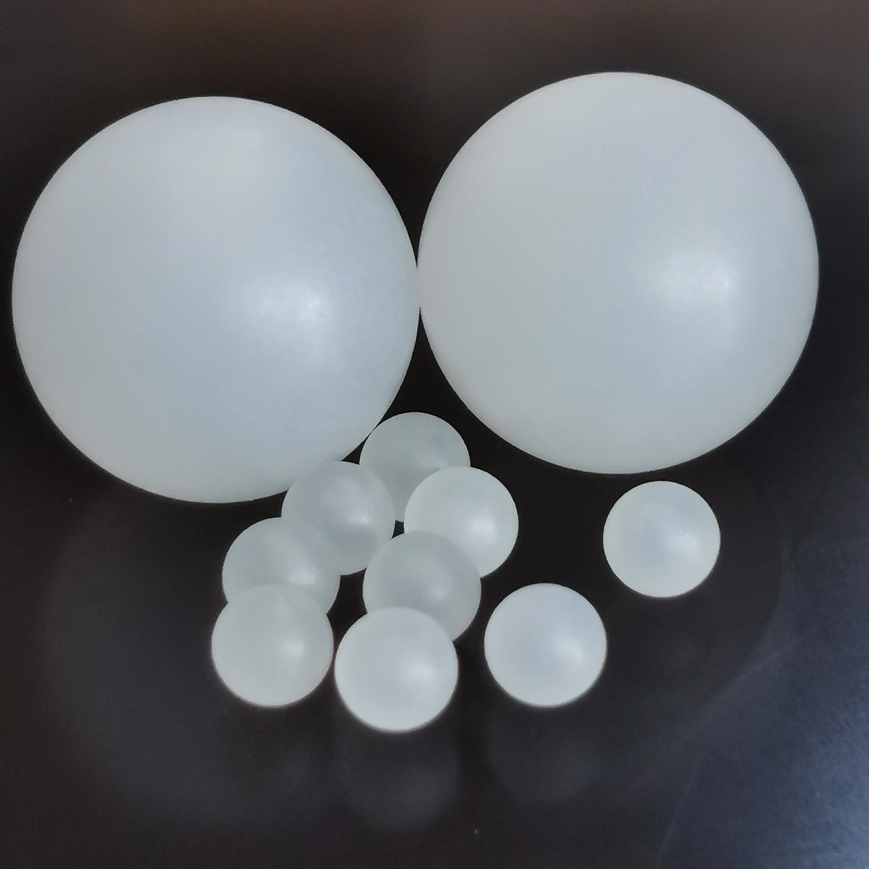 Factory outlet precision red pink blue yellow black white polypropylene 2.5cm PP solid plastic ball 25mm