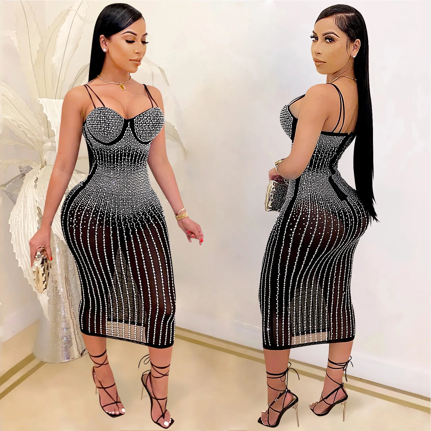 2022 Hot Popular Sexy Dress Women Shiny Sleeveless Deep V Neck Halter Backless Party Bodycon Dress Sexy Halter Dress For Lady