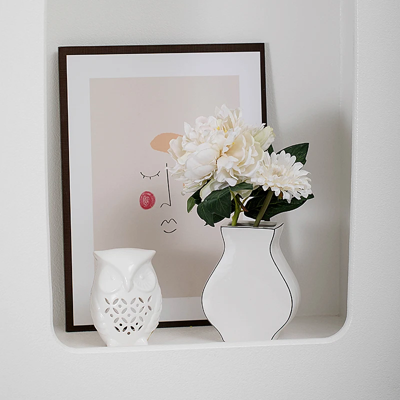 Original Design Creative Modern Ceramic Vase Cheap White Indoor Decorative Flower Vase For Home Decor