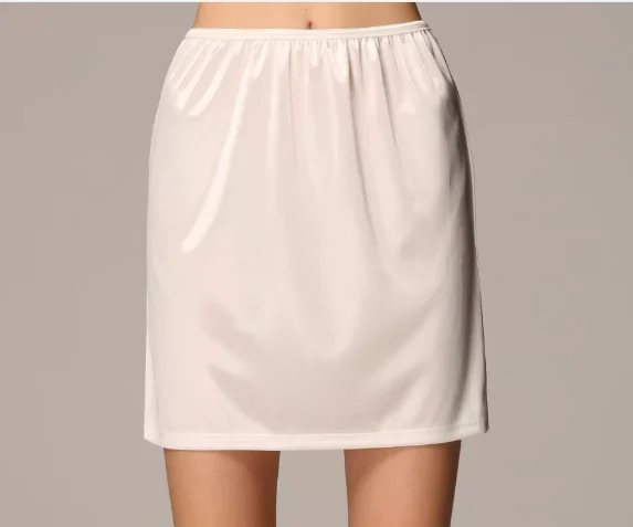 Hot sale 100% polyester plain weave fabric for garment lining and pocketing Skirt lining grey and bleached fabric