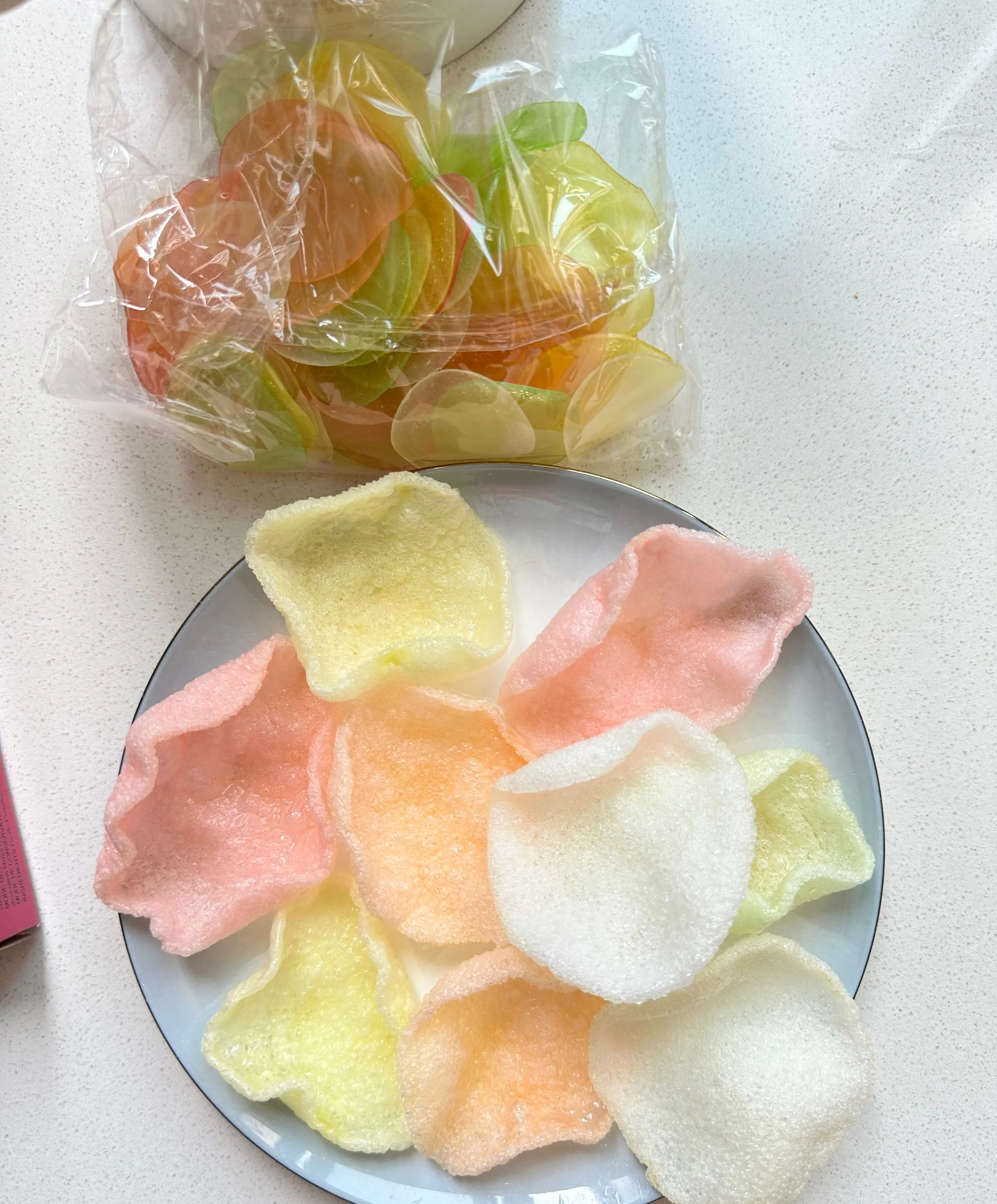 Crispy Prawn Crackers Colorful Shrimp Chips Cracker Seafood Snack Fired Food For Halal African Market