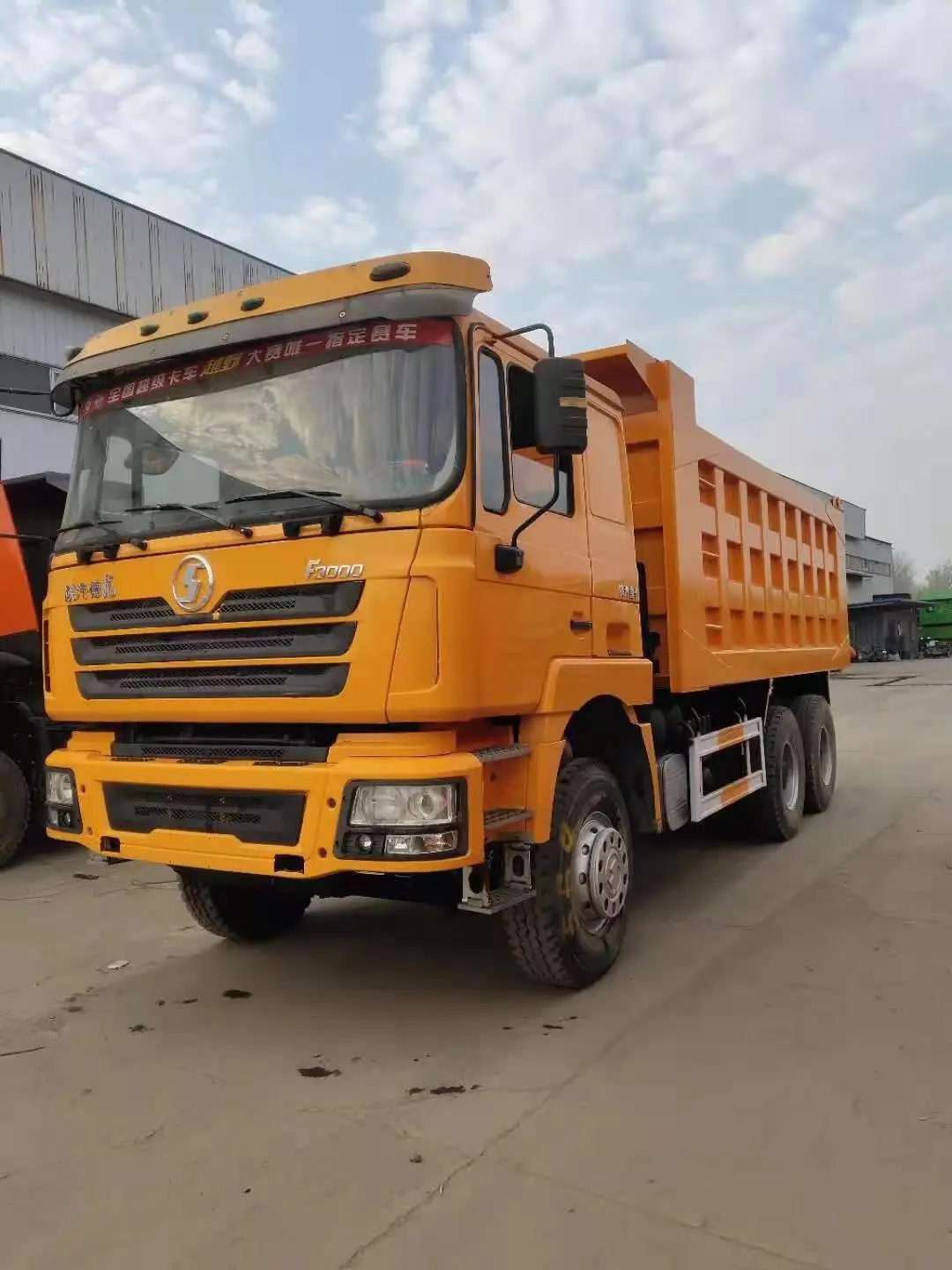 CHINESE TRUCK SHANQI 6x4 8x4 371hp 375hp tipper truck used dump