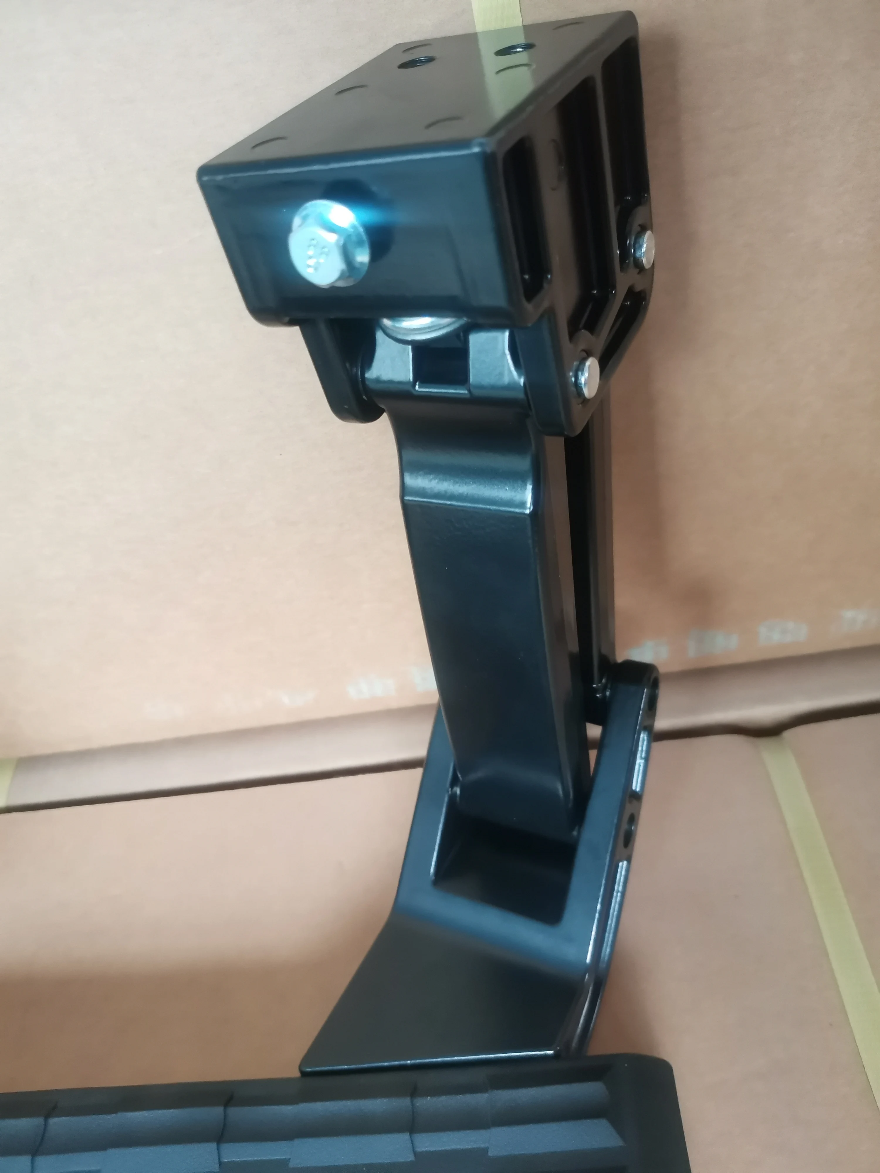 Universal tailgate step 4x4 rear pedal step rear bumper step for isuzu