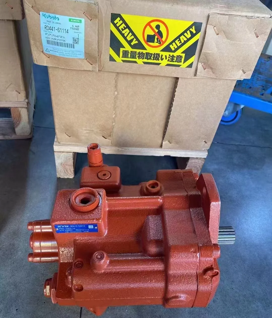 RD441-6114 mini Excavator spare parts U50 Kutota original piston pump  RD41161114