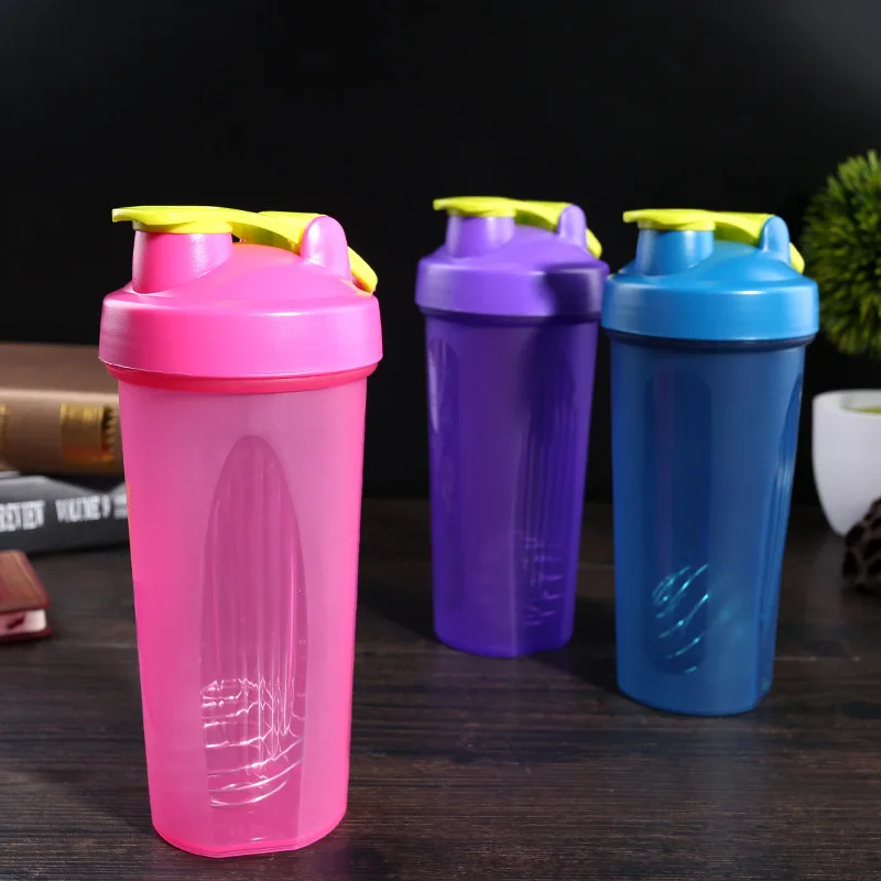  Изготовленный на заказ логотип BPA бесплатно красочные спортивные пластиковые шейкер бутылки для протеина С смешивания