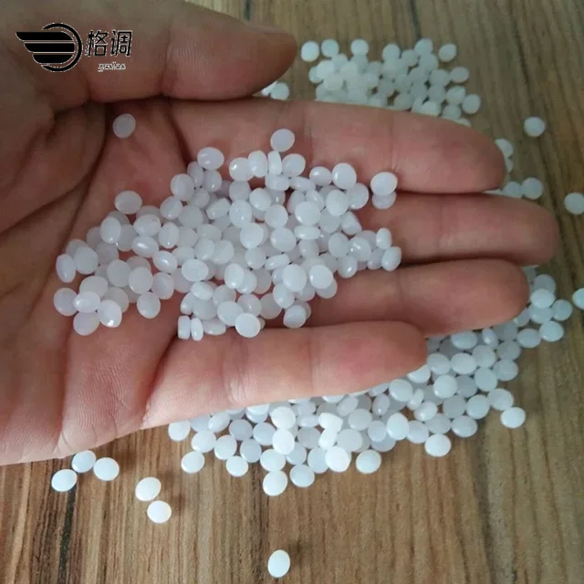 Hot Filling 100% Virgin Grade PET Plastic Raw Materials PET For Mineral Water Bottle