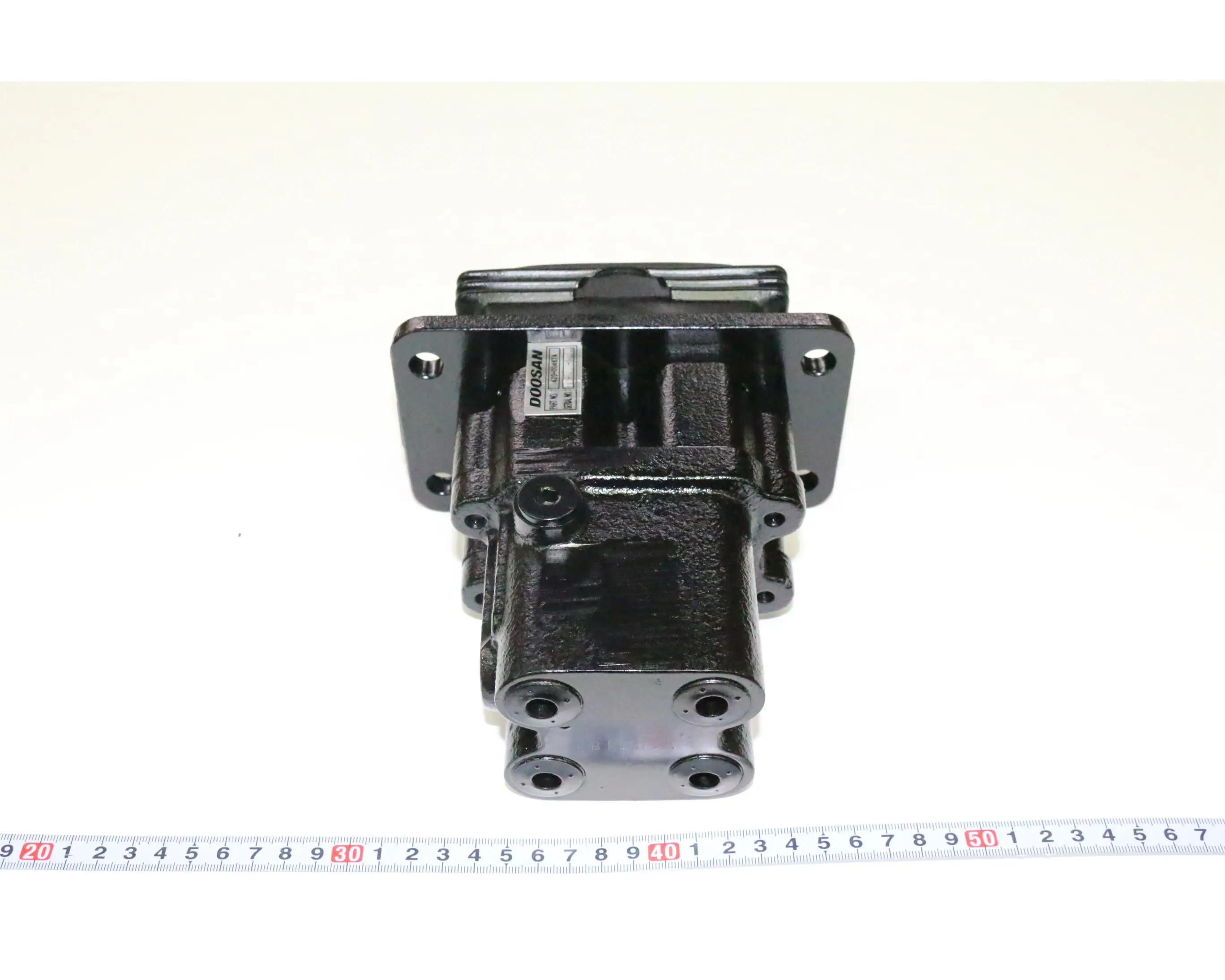 Wholesale Tyre Changer Air Pedal Control Valve Hyundai 210Lc-7 Pedal Valve Excavator Pilot Handle Push Rod Walking Pedal Valve