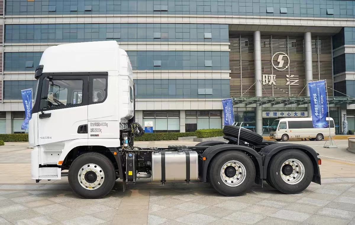 Shacman новый трактор M3000 заводская цена 6x4 380 л.с. Подержанный для продажи