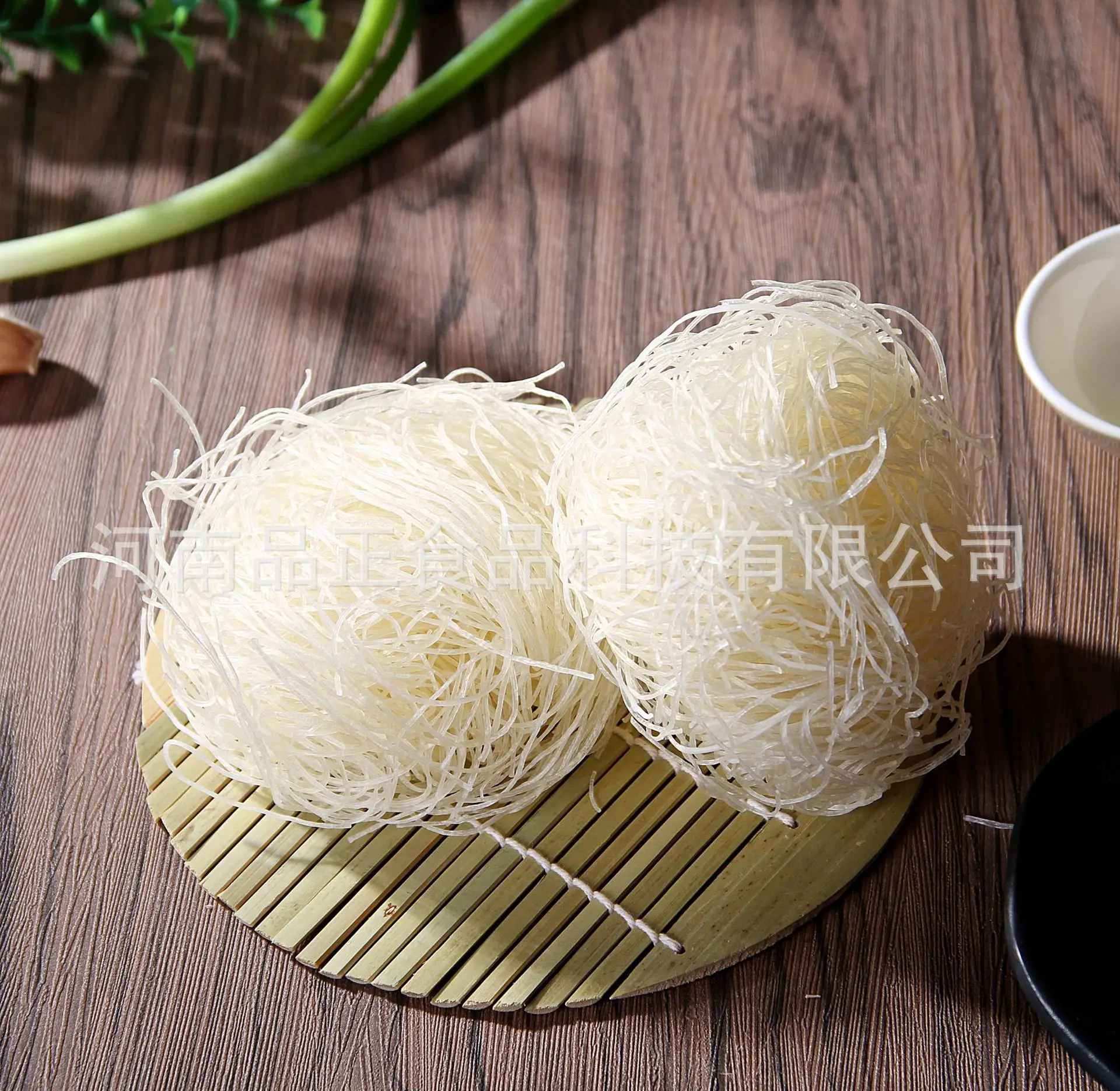 wholesale factory direct supply gluten free  rice noodle vermicelli dried in bulk for hotpot ,self-heating pot,instant food