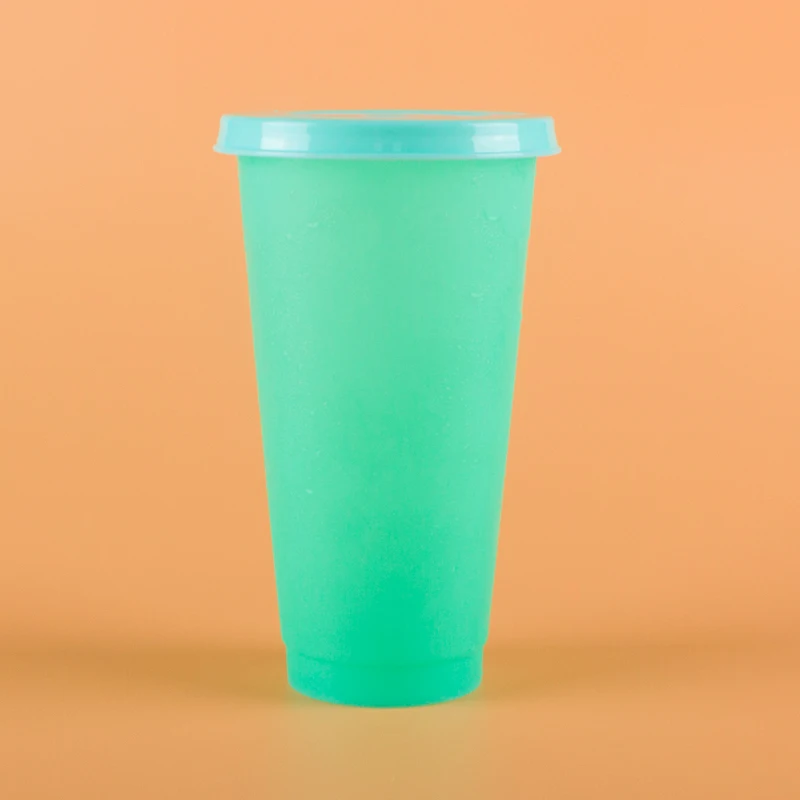 24oz PP Magic Large Hard Plastic Juice Cup With Lids and straw BPA Free Iced Coffee Cold Water Color Changing Reusable Cups