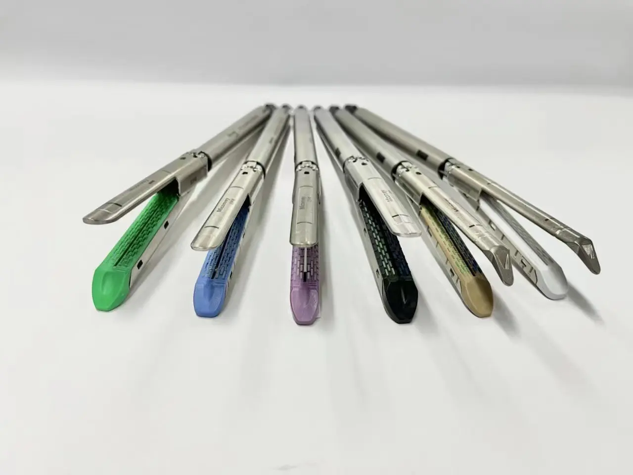 Hot Sale Endo Stapler Surgical Use Disposable endoscopic linear cutter stapler And Reloads