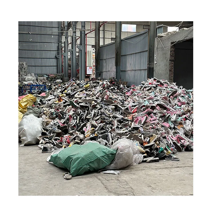 Ukay ukay wholesale second hand mixed men women branded shoes thrift used canvas brand shoes for retail