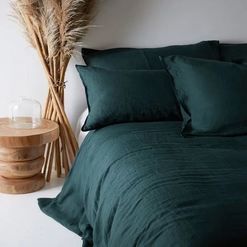 Custom Luxury Hotel Quality 100% Cotton Bedsheets Solid White Plain Style Available in Twin Queen Sizes for Home or Hotel Use